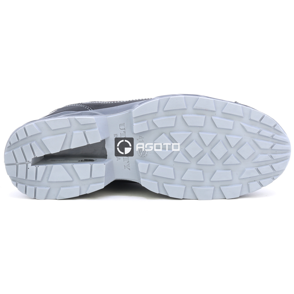 detail DUCATI Shark Engine Low S3 černá pánská pracovní obuv