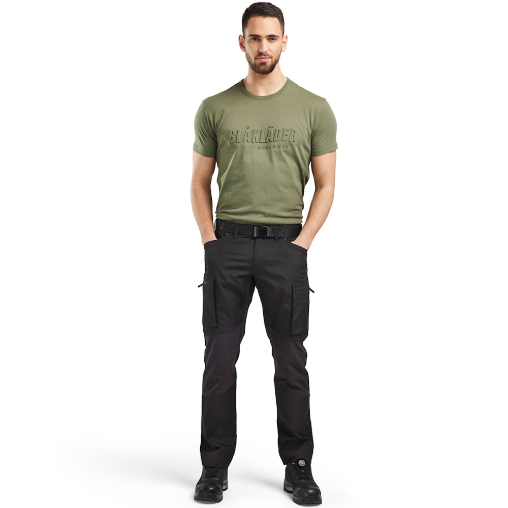 detail BLAKLADER Sweden 3D Logo zelené pánské profi triko 100% Ba