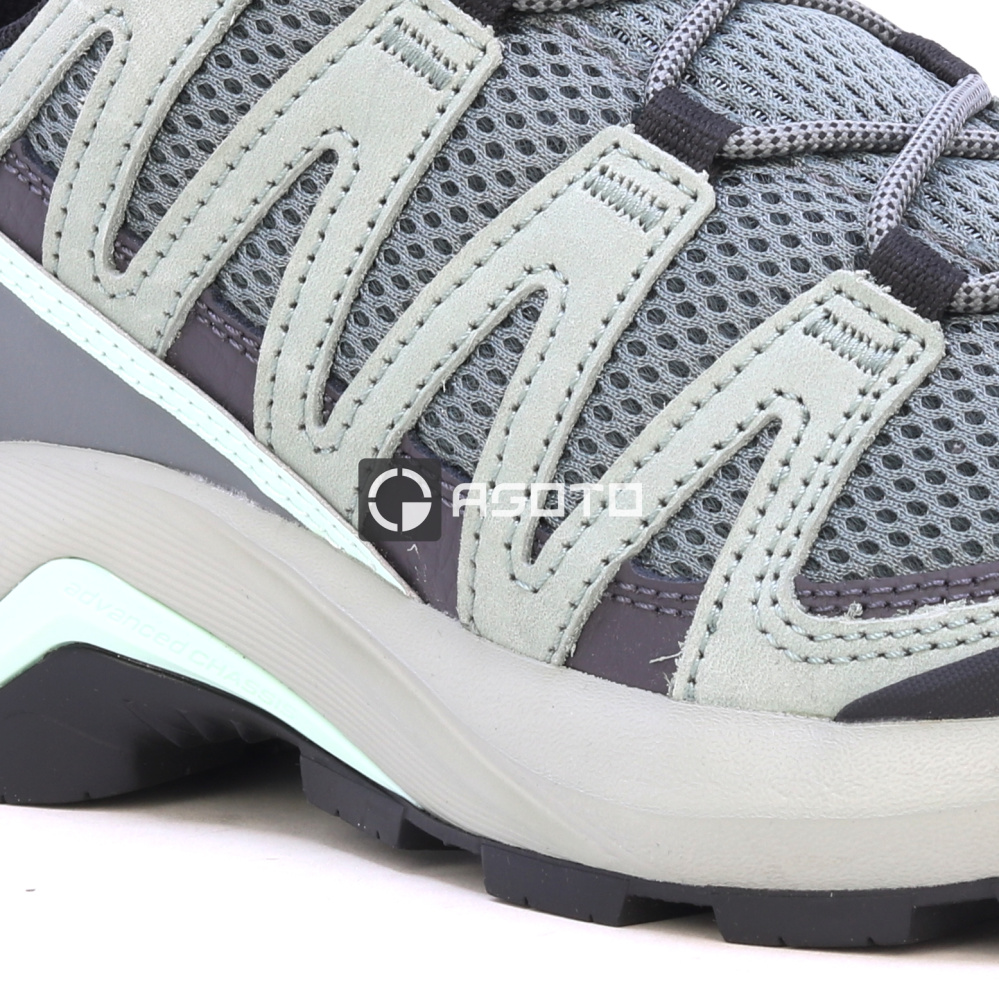 detail SALOMON L478136 X-Adventure Recon Sedsa W šedá dámská outdoor obuv