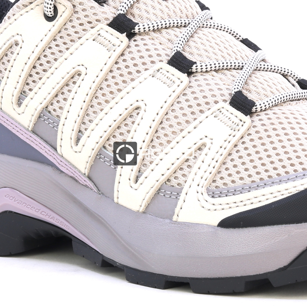 detail SALOMON X-Adventure Recon Oxford W šedá dámská outdoor obuv