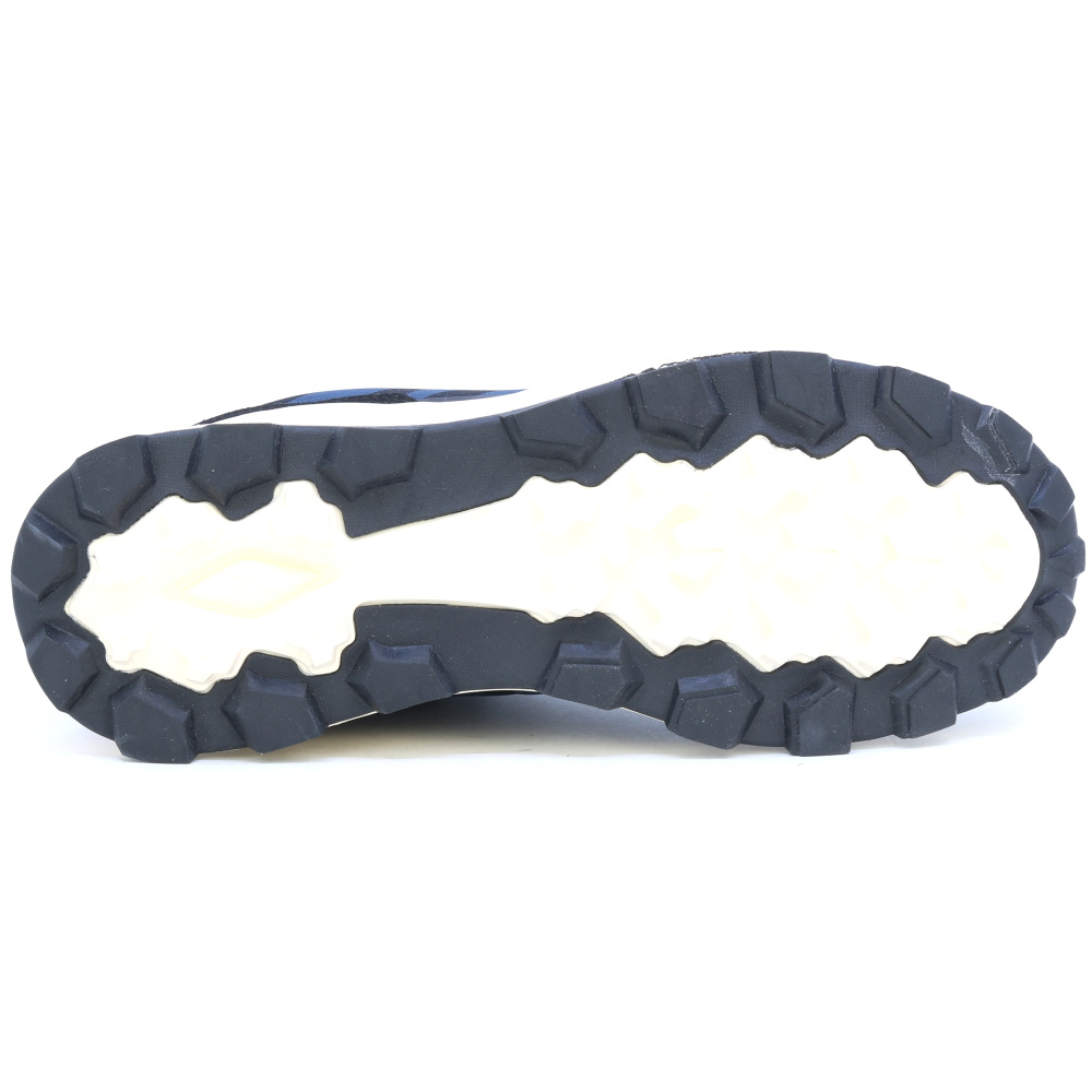 detail REGATTA Leighton modrá pánska outdoorová obuv s medzipodrážkou pre pohodlnú chôd