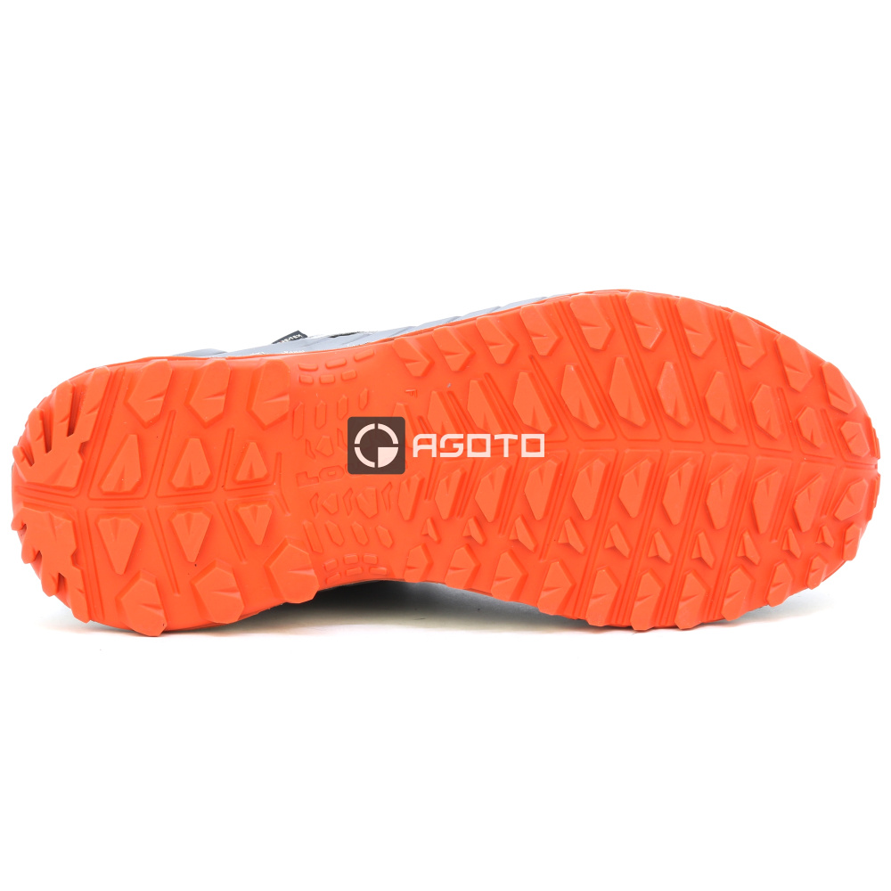 detail LOWA Innovo GTX Lo sivá pánska outdoor obuv, membrána Gore-Tex®