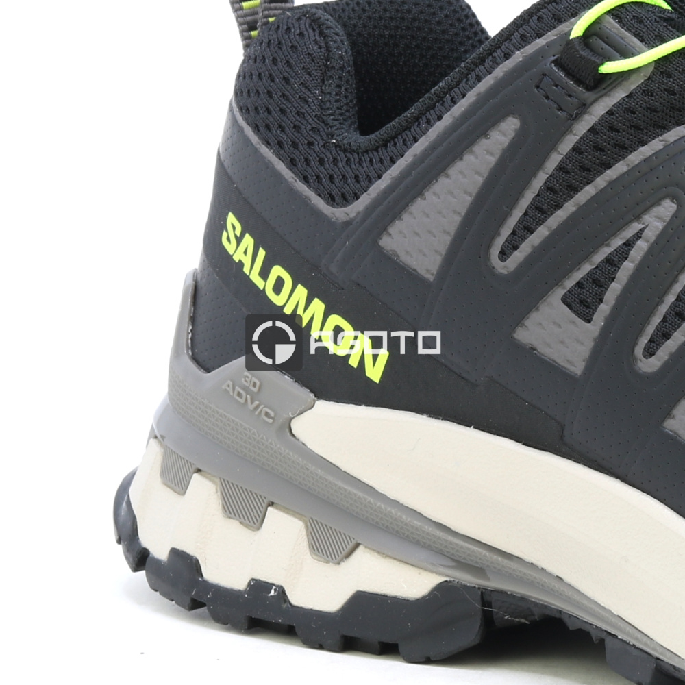 detail SALOMON XA PRO 3D V9 čierna pánska ľahká outdoorová obuv, ktorá dýcha