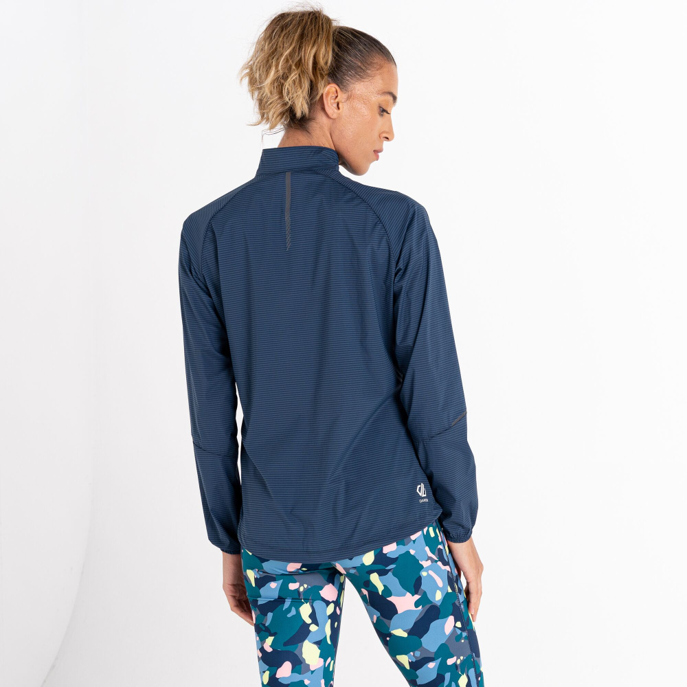 detail DARE2B ResilientIIWshell modrá dámská funkční bunda