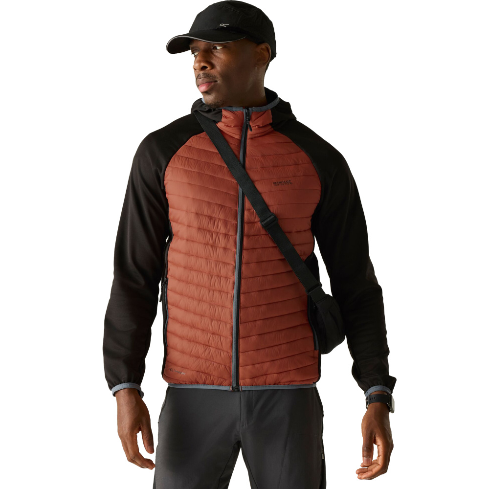 detail Regatta Andreson Hybrid červená pánska outdoor bunda, praktická na celoročné pou