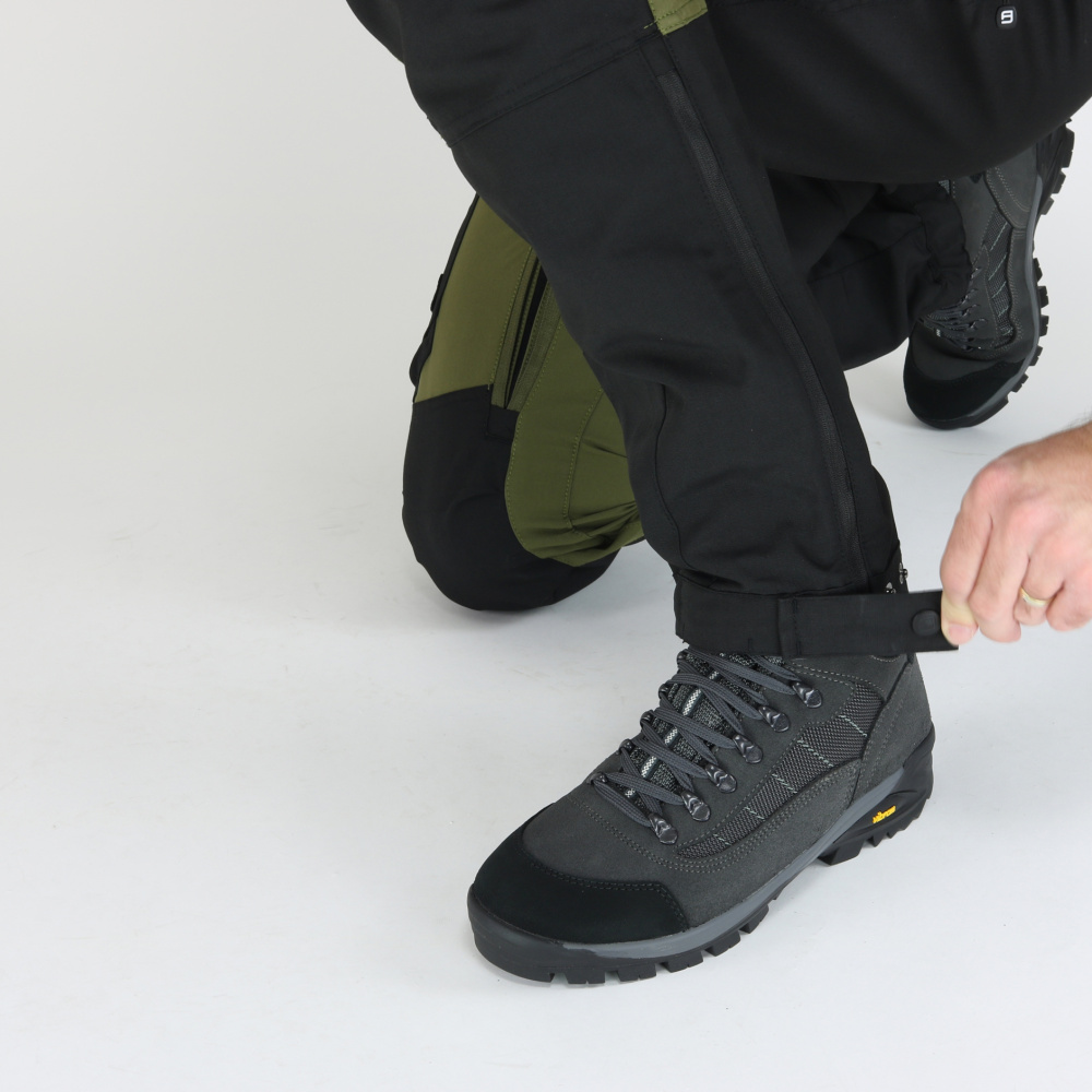 detail Asoto Abisko pánske outdoor nohavice pohodlné olivové DWR vodoodpudivé Stretch