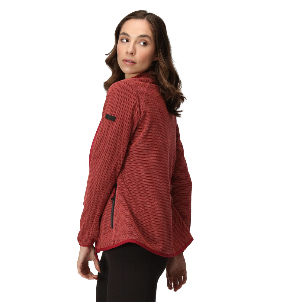 detail REGATTA Kinwood vínová dámská funkční outdoor mikina