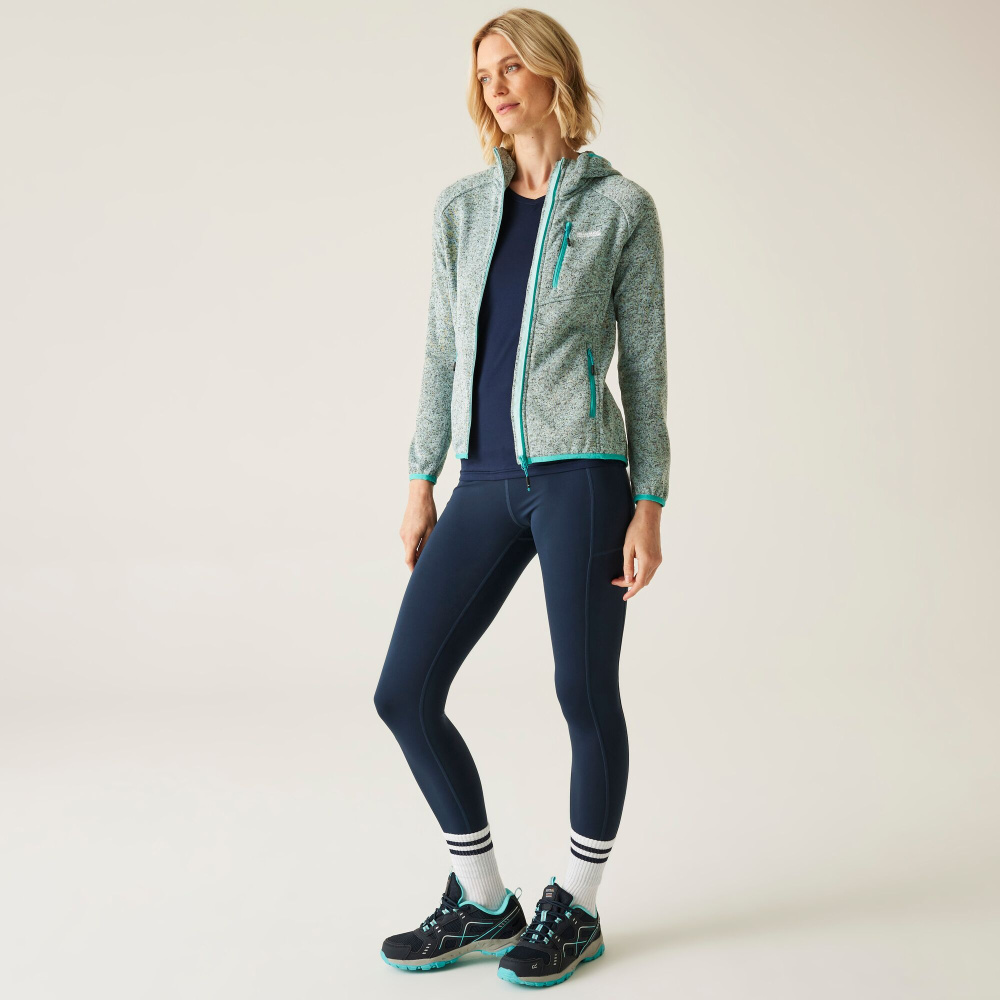 detail REGATTA Newhill zelená dámská outdoor mikina