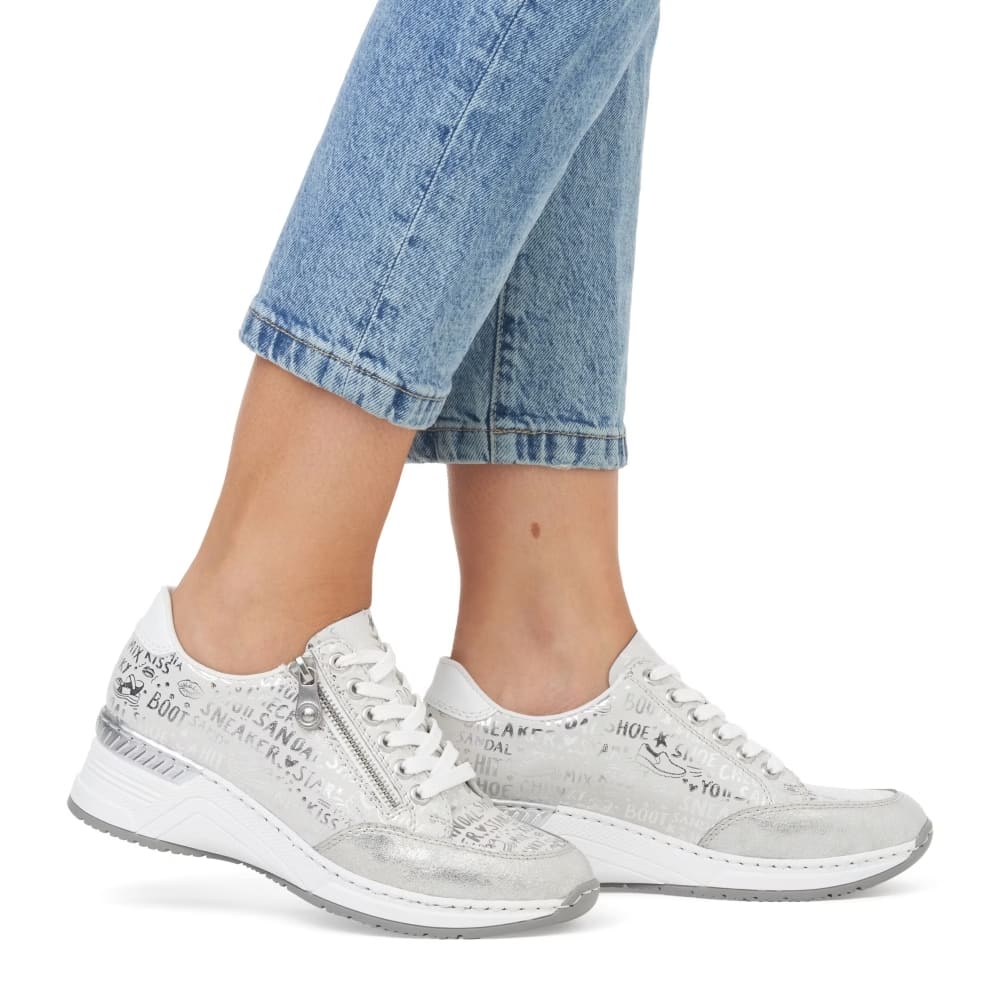 detail RIEKER N4316-90 bílé dámské tenisky