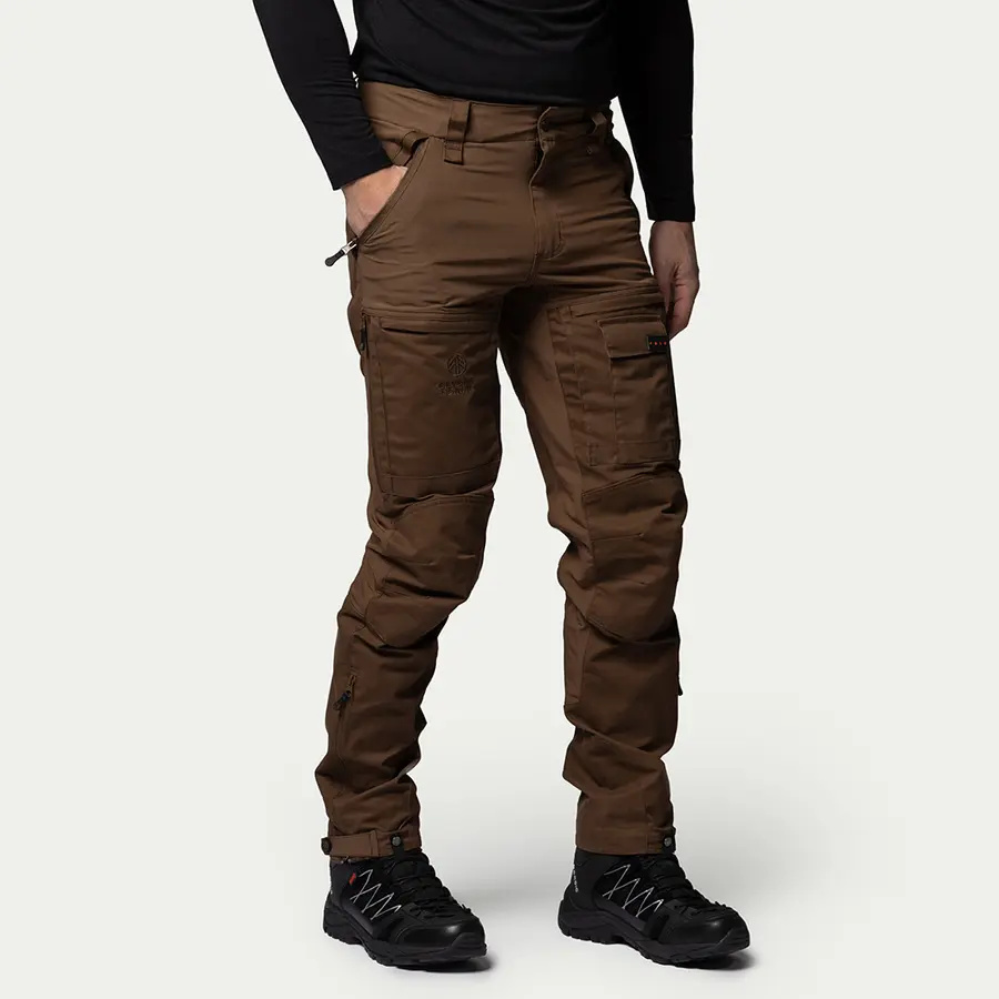 detail Beyond Nordic hnědé pánské outdoor kalhoty Teflon EcoElite® RECCO