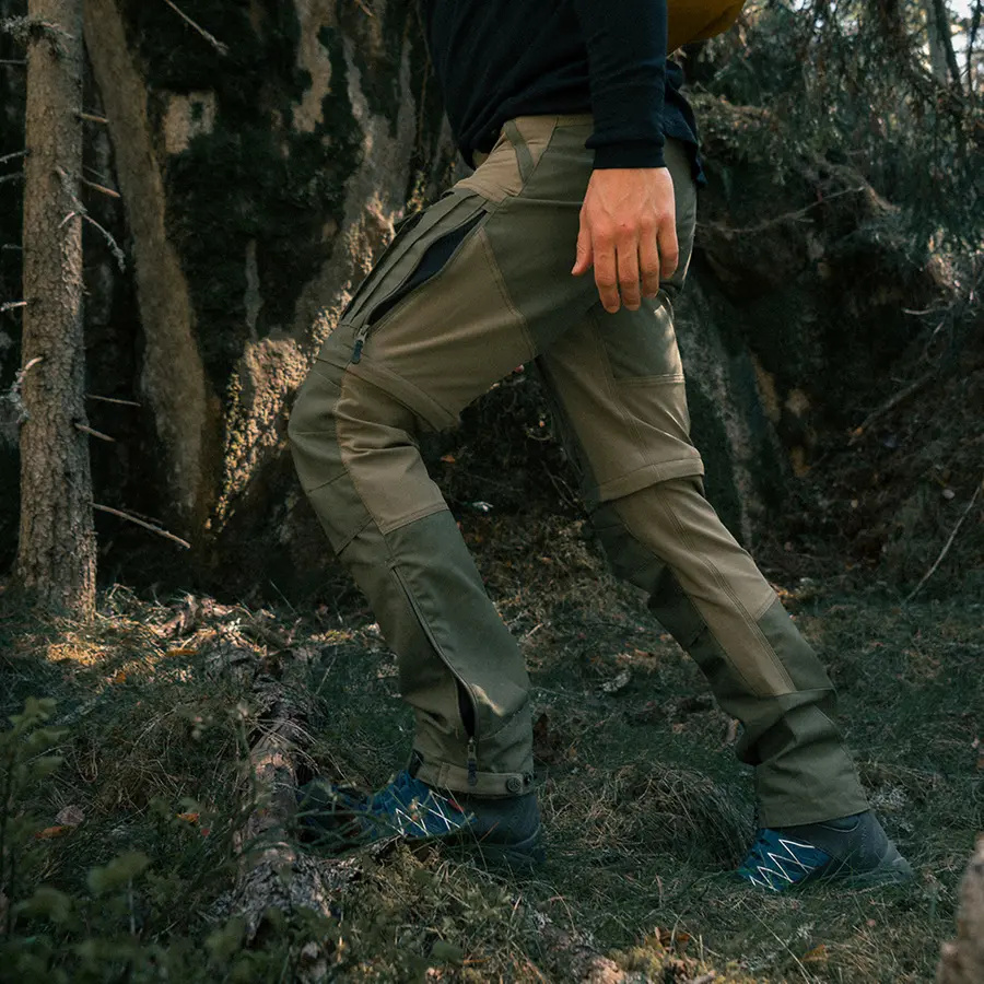 detail Beyond Nordic Zip-Off zelené pánské outdoor kalhoty