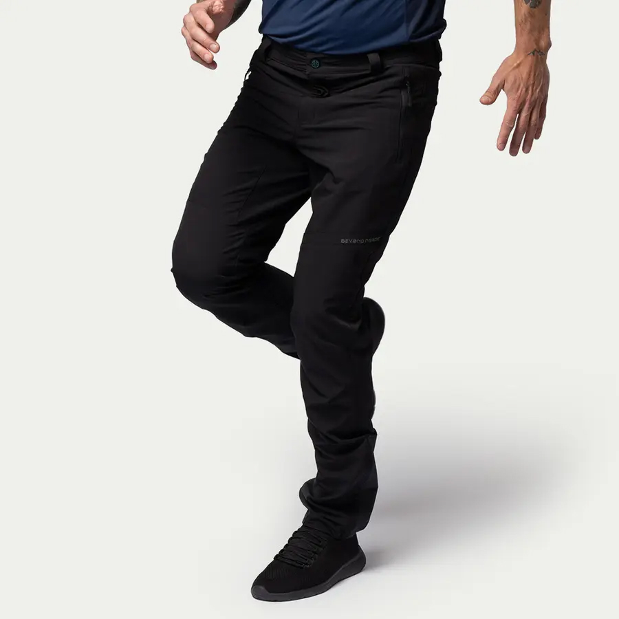 detail Beyond Nordic černé pánské outdoor lehké kalhoty Terraflex™ quick-dry