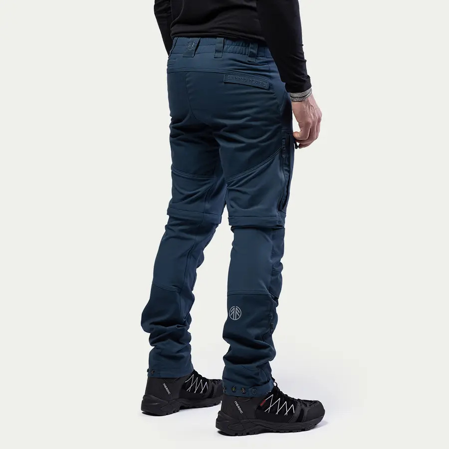 detail Beyond Nordic Sweden modré pánske outdoorové nohavice 2v1 so zipsovacím odopínan