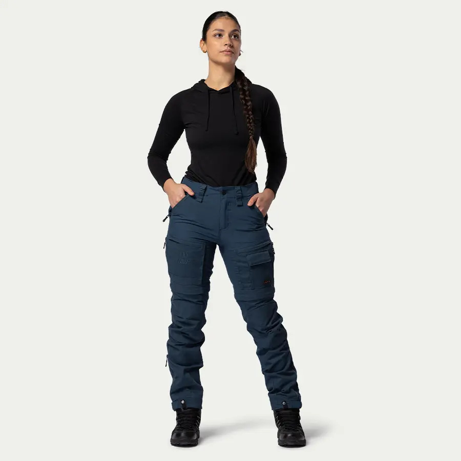 detail Beyond Nordic Sweden Zip-Off modré dámske outdoorové nohavice 2v1 Teflon EcoElit