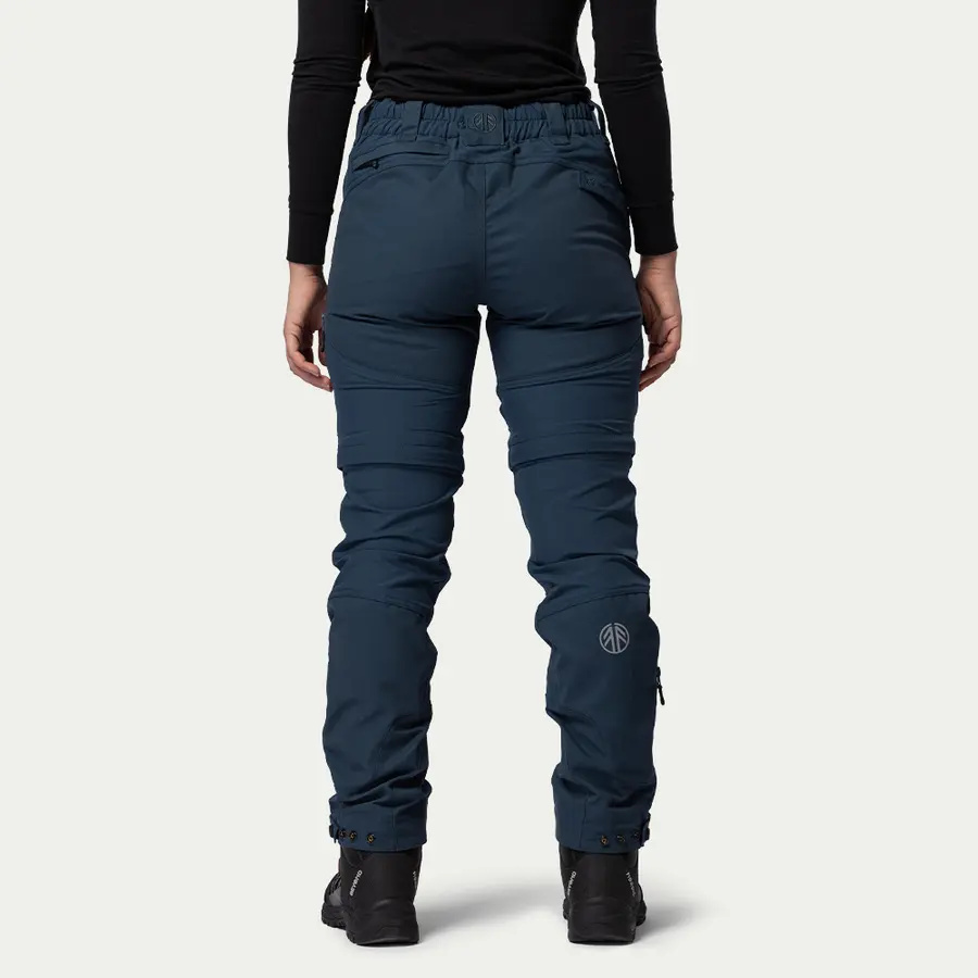 detail Beyond Nordic Sweden Zip-Off modré dámske outdoorové nohavice 2v1 Teflon EcoElit