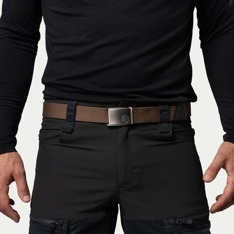 detail Beyond Nordic Sweden BN409 hnedý unisex opasok s kovovou prackou