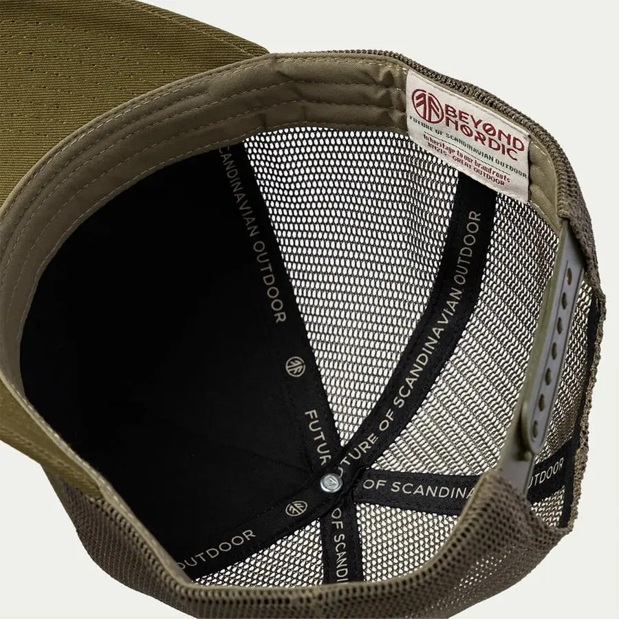 detail Beyond Nordic BN215 olivová pánska baseballová Trucker čiapka, priedušná